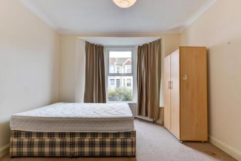 15 Hollingbury Road Bedroom 1