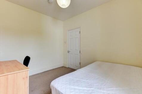 15 Hollingbury Road Bedroom 4 (2)