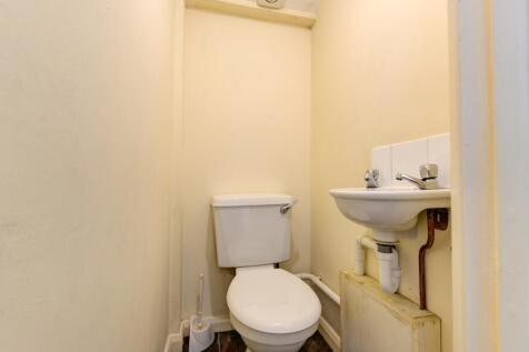 36 Beaconsfield Road-18