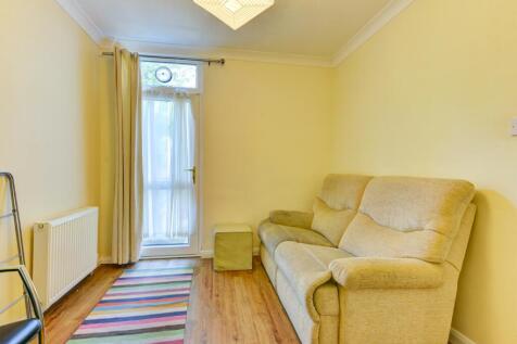 46 Hartington Road Lounge