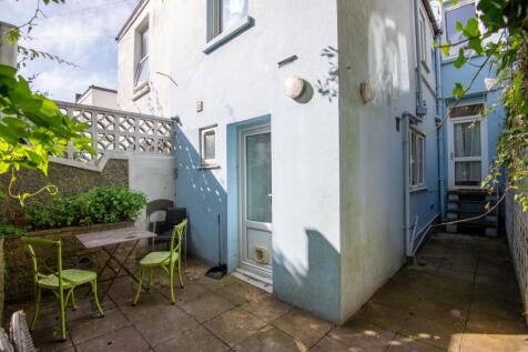 46 Hartington Road Outside Area (3)
