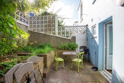 46 Hartington Road Outside Area (2)