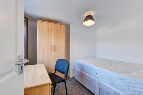68 Whippingham Road Bedroom 5