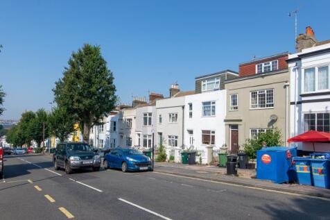 51 Elm Grove FOH (2)