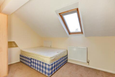 84 Brading Road Bedroom 7 (2)
