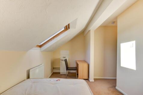 84 Brading Road Bedroom 7