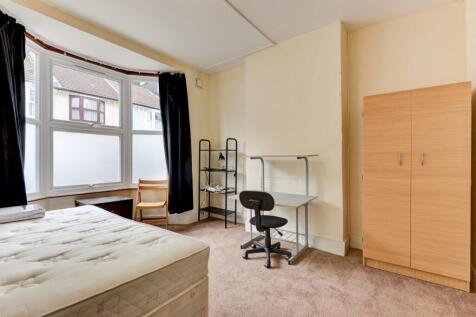 54 Argyle Road Bedroom 1 (2)