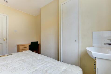 23 Caledonian Road Bedroom 2 (2)