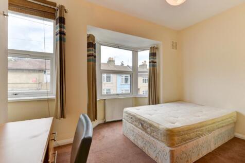 23 Caledonian Road Bedroom 6