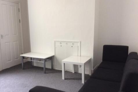 6 Upper Wellington lounge