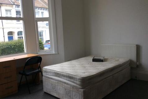 6 Upper Wellington Road bedroom 1