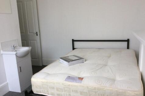 6 Upper Wellington Bedroom 3