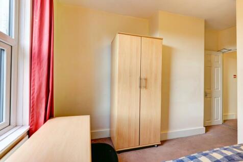 97 Bonchurch Road Bedroom 2 (2)