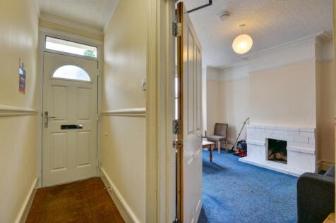 100 Bonchurch Road Front Entrance