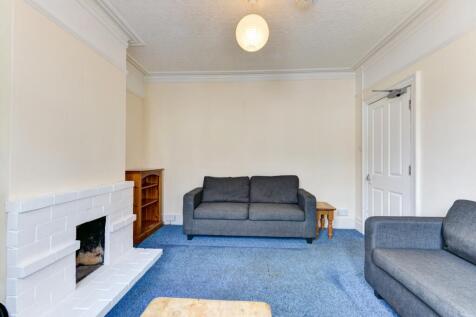 100 Bonchurch Road Lounge (2)