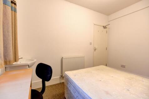 9 Old Shoreham Road bedroom 3 (2)