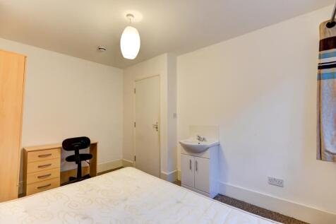 9 Old Shoreham Road bedroom 5 (2)
