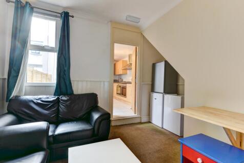 28a Crescent Road Lounge (2)