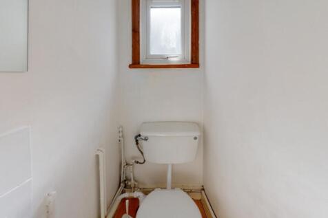 G4-Lets-42-Hartington-Bathroom(1)