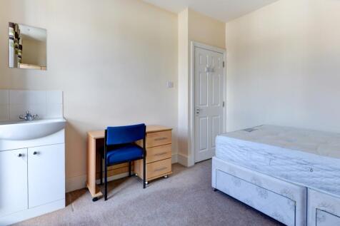 27 Hollingbury Road Bedroom 5 (2)