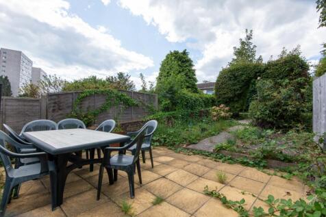 27 Hollingbury Road Outside Area