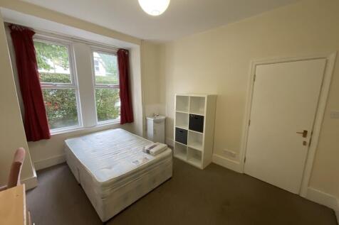 73 Bernard Road - Bedroom 1 (2)