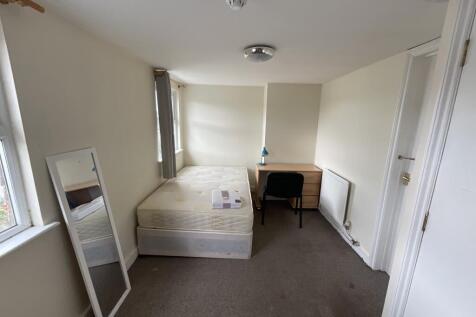 73 Bernard Road - Bedroom 6 (2)