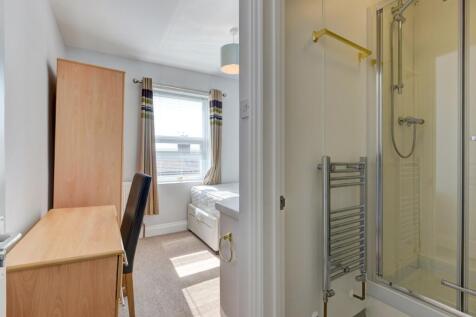 22 Freshfield Street Bedroom 2