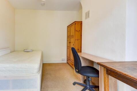 101 Coombe Road Bedroom 2 (2)