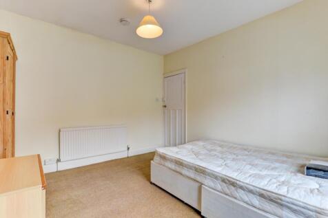 101 Coombe Road Bedroom 5 (2)