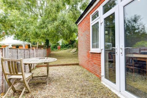 101 Coombe Road Garden (2)