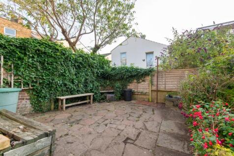 3 Totland Road Garden