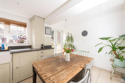 Kitchen./Dining