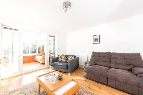 Sitting/Dining Room