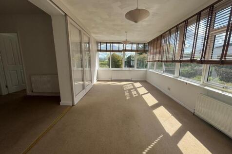 Dining Room.jpg