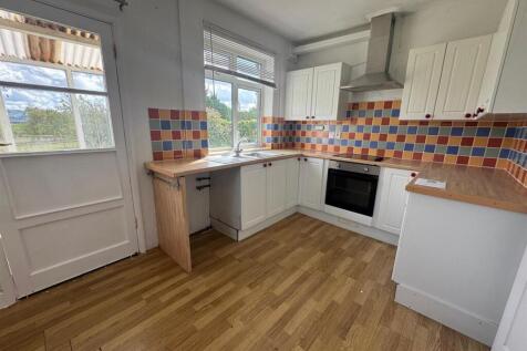 Kitchen 3.jpg