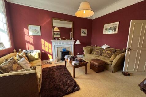 Lounge 3