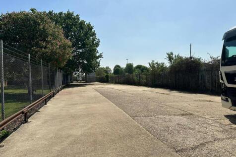 WhatsApp Image 20250430 at 122721_a173afcb.jpg