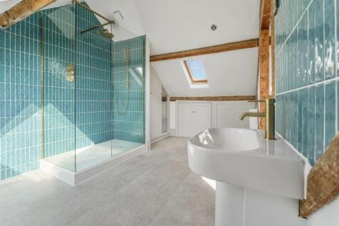 topBathroom