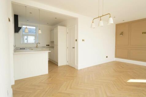 firstfloor