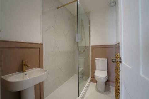 2ndF ShowerRoom