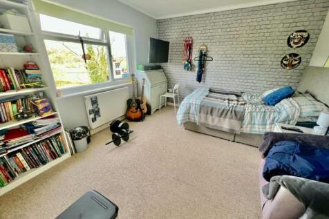 Front Bedroom