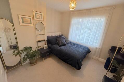Bedroom2