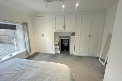 Front Bedroom 2