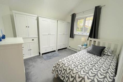 RearBedroom