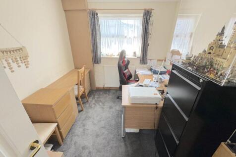 Bedroom2Office