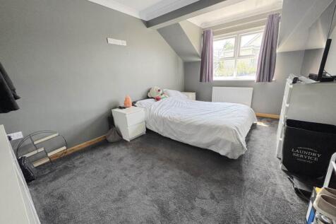 Bedroom4