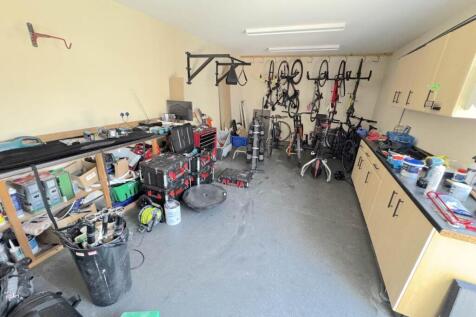 Workshop/shed