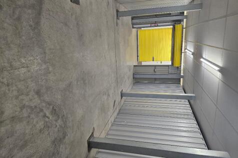 Unit 0109: 450sqft
