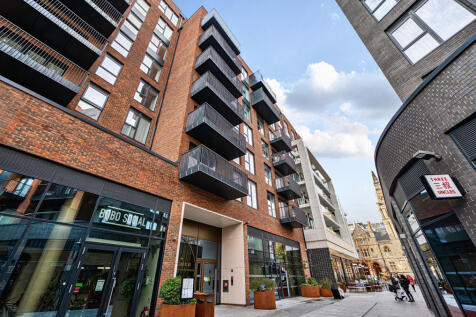 1371703-1-68fa51d...